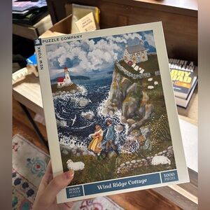 New York Puzzle Company - Wind Ridge Cottage Jigsaw Puzzle